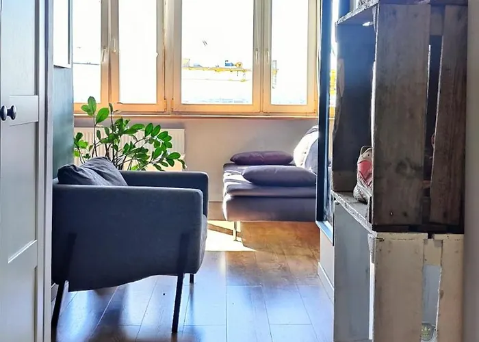 Ostoja Metro Brodno Apartman *