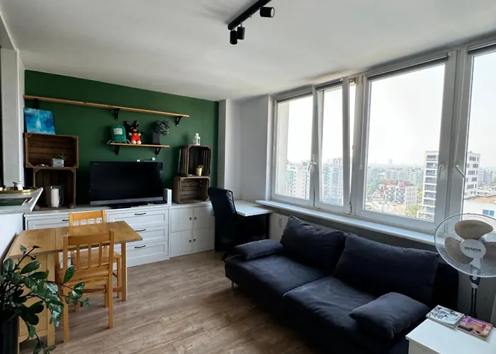 Ostoja Metro Brodno Apartman *