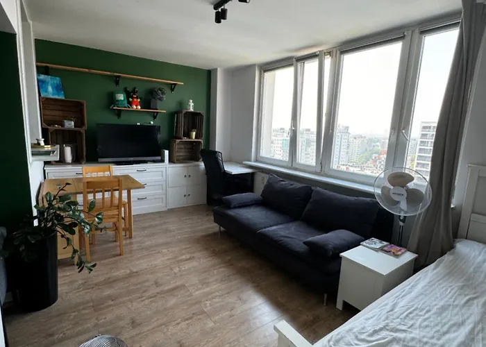 Ostoja Metro Brodno Varsó